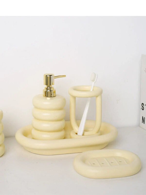 LENYVASEN Esme Elegant Bathroom Wash Cup Set - Image 2