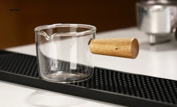 BANKE Glossy Coffee Measuring Cup with Scale - Image 12