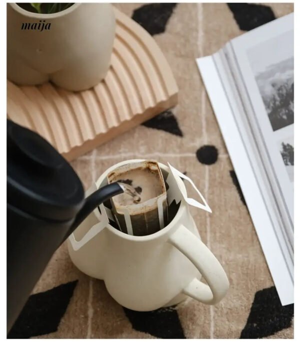 WENSHUO Fun Ceramic Water Cup Vase - Image 5